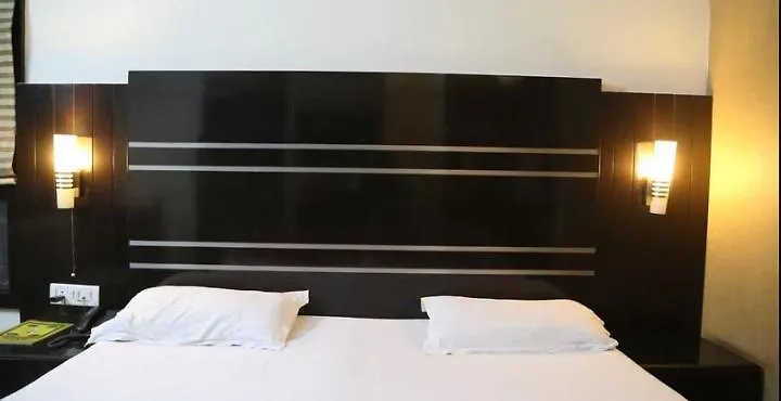 Oyo 13541 Otani Hotel Delhi  3*, Delhi (National Capital Territory of India) India