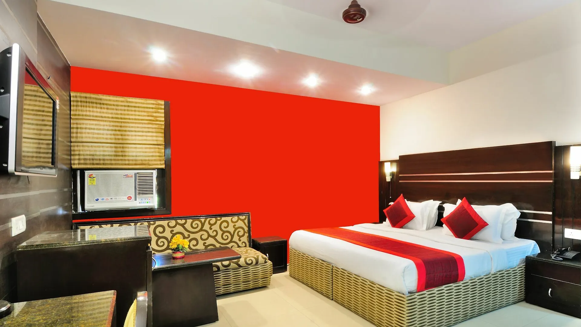 Oyo 13541 Otani Hotel Delhi  Guest house Delhi (National Capital Territory of India)