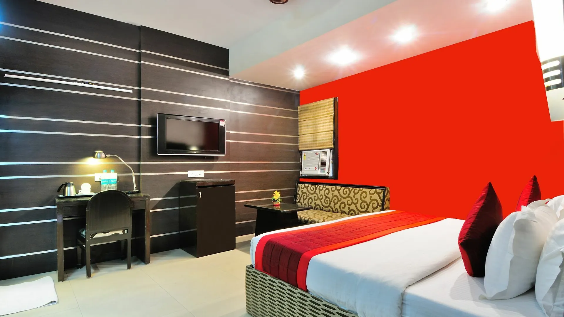 Oyo 13541 Otani Hotel Delhi  3*, Delhi (National Capital Territory of India)