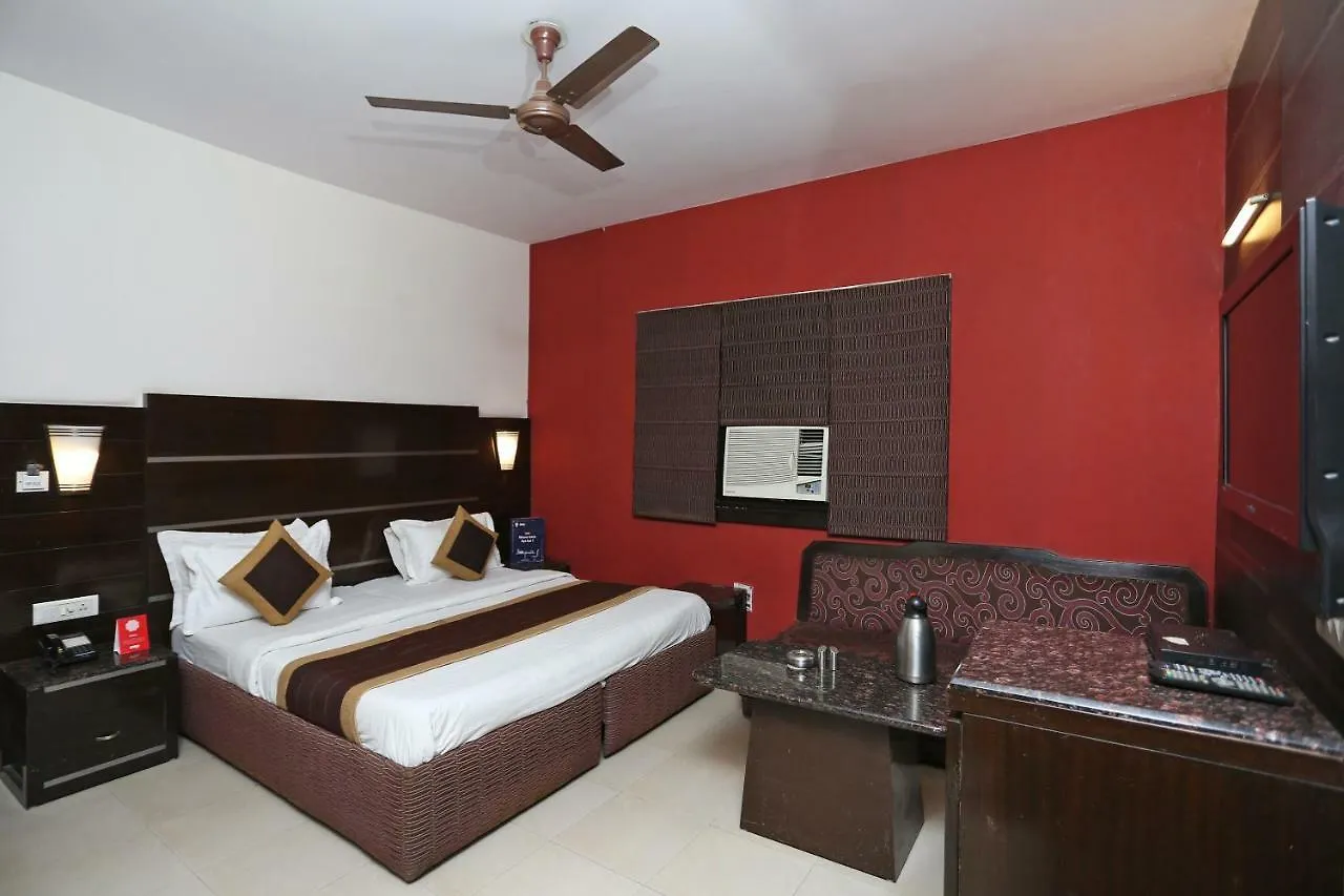 Oyo 13541 Otani Hotel Delhi  3*, Delhi (National Capital Territory of India)